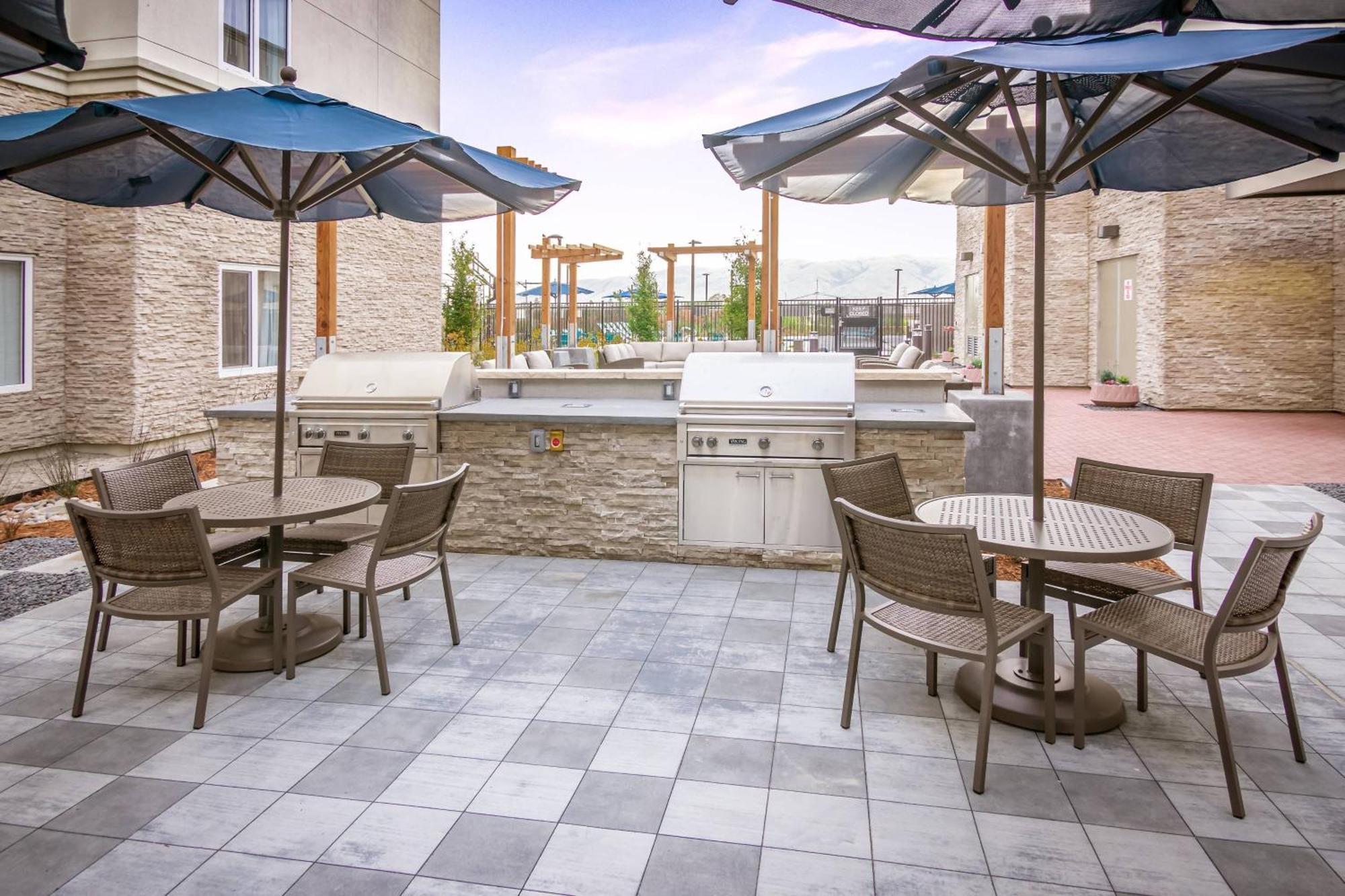 Fairfield Inn & Suites By Marriott San Jose North/Silicon Valley Exterior foto
