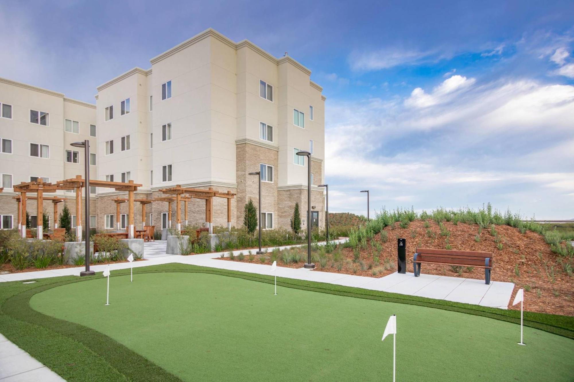 Fairfield Inn & Suites By Marriott San Jose North/Silicon Valley Exterior foto