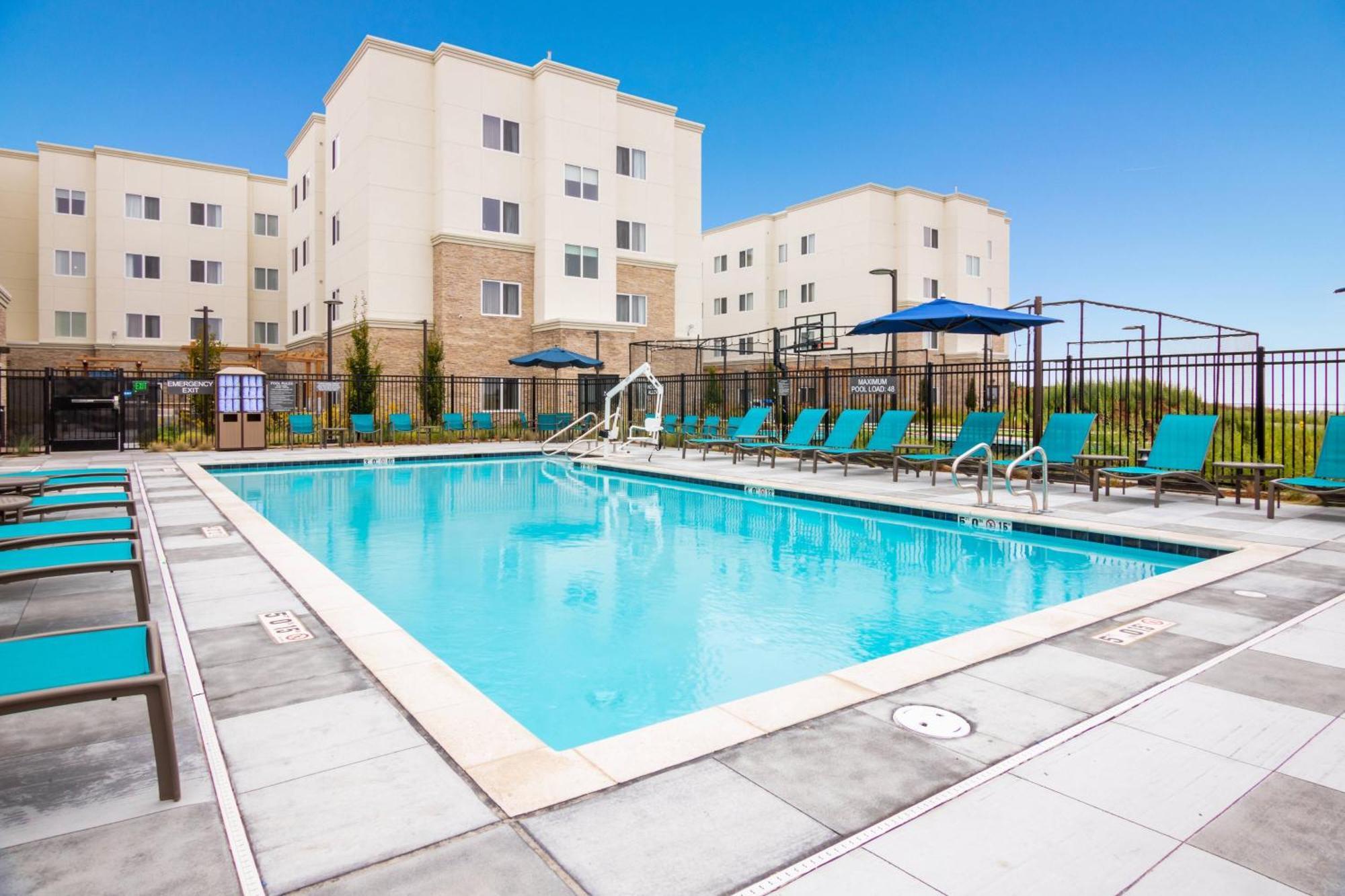 Fairfield Inn & Suites By Marriott San Jose North/Silicon Valley Exterior foto